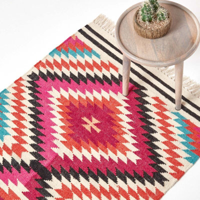 Homescapes Pink/Orange/White Manila Handwoven And Multi Coloured Diamond Patterned Kilim Wool Rug, 120 X 170 Cm