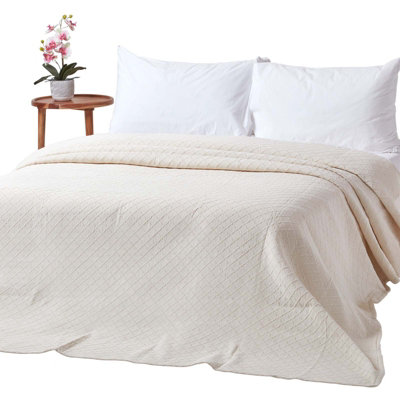 Homescapes Cream Cotton Rich Metelassé Diamond Pattern BedspreadKing from B&Q