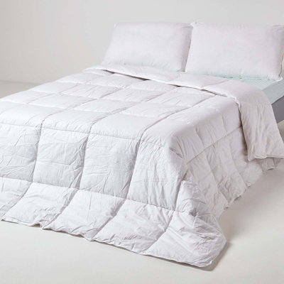 Homescapes Indulgent Pure Mulberry Silk Blend 13.5 Tog Autumn/winter DuvetDouble from B&Q