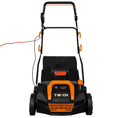 B&Q -  T-Mech Artificial Grass Vacuum