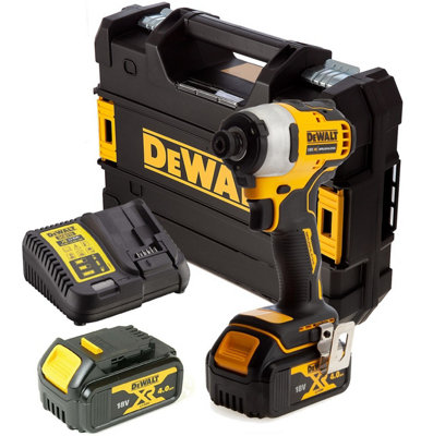 B&Q -  Dcf809M2 18V Xr Brushless Impact Driver2X4.0Ah Batteries Charger Tstak