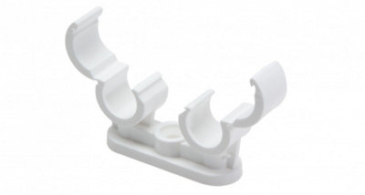B&Q -  15mm Quick Lock Double Hinged Snap Over Pipe Clip 50 Per Box150