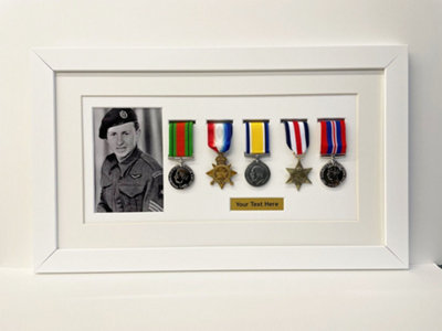  - Military Medal Display Frame: Ww1 Ww2 Medal & 6X4 PhotoWhite Frame/white Mount