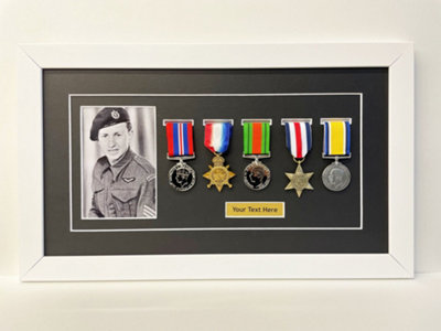  - Military Medal Display Frame: Ww1 Ww2 Medal & 6X4 PhotoWhite Frame/black Mount