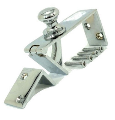 Dzina Counterflap Catch ChromePack Of 1 from B&Q