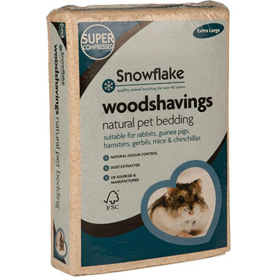 Pluto Packaging 1 X 7.5Kg Animal Pet Bedding Wood Shavings With Odour Control Dust Extracted Ideal For Small Animals from B&Q