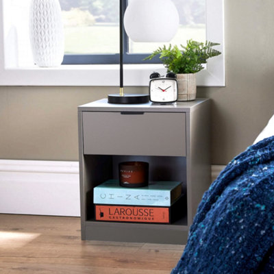 Home Source Phoenix 1 Drawer Bedside Table Nightstand Storage Unit Grey Bedroom Furniture from B&Q