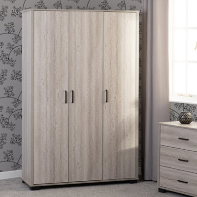 Seconique Oliver 3 Door Wardrobe Light Oak Effect