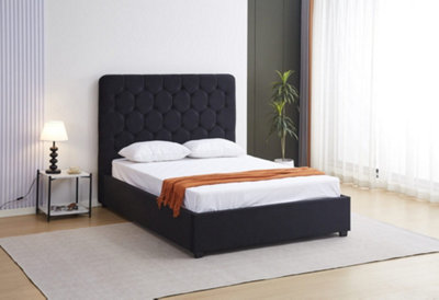 Seconique Black Madison 4'6" Double Bed Velvet Fabric