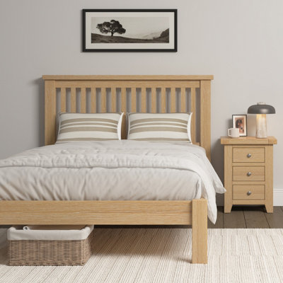 Seconique Windsor 4'6" Double Bed Frame Real Natural Oak Part Assembled Grain
