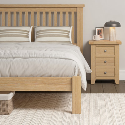B&Q -  Windsor King 5' Bed Low Foot End Natural Oak ( Part Assembled )