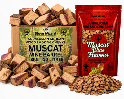 B&Q -  Muscat Wine Barrel Wood Chunks & Chips Bundle Bbq Smokers 3Kg 850G Natural