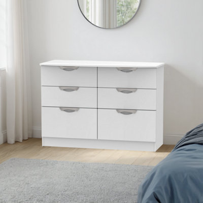 Chelsea Ready Assembled Gloss White No Effect 6 Drawer Midi Chest (H)795mm (W)1120mm (D)415mm from B&Q