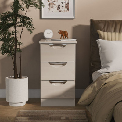 Rovigo Ready Assembled Matt Kashmir 3 Drawer Bedside Chest (H)692mm (W)395mm (D)411mm from B&Q