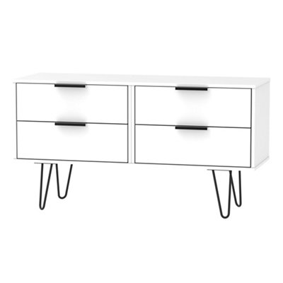 Ready Assembled Matt White No Effect 4 Drawer Wide Chest (H)570mm (W)1145mm (D)395mm from B&Q