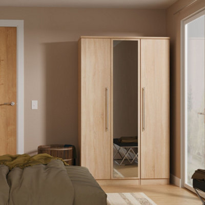Bergamo Ready Assembled Bardolino Oak Effect Triple Wardrobe With 1 Mirror Door (H)1824mm (W)1108mm (D)530mm from B&Q