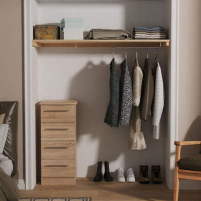 Bergamo Ready Assembled Bardolino Oak Effect 4 Drawer Bedside Chest (H)878mm (W)395mm (D)411mm from B&Q