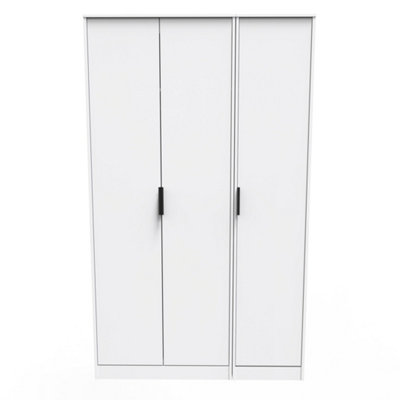 B&Q Fuji 3 Door Wardrobe In Matt (Ready Assembled) White