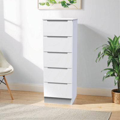 Messina Ready Assembled Matt White No Effect 5 Drawer Bedside Chest (H)1067mm (W)370mm (D)390mm from B&Q