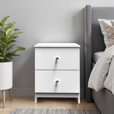 Yarmouth Ready Assembled Matt White No Effect 2 Drawer Bedside Chest (H)495mm (W)370mm (D)390mm from B&Q