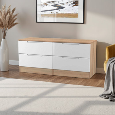 Messina Ready Assembled White & Oak 4 Drawer Wide Chest (H)495mm (W)1100mm (D)390mm from B&Q