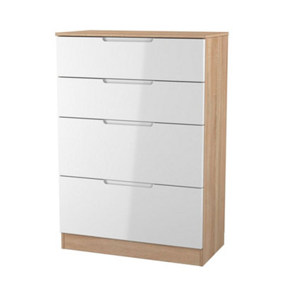 B&Q Milan Ready Assembled & Oak 4 Drawer Deep Chest (H)1067Mm (W)740Mm (D)390Mm White