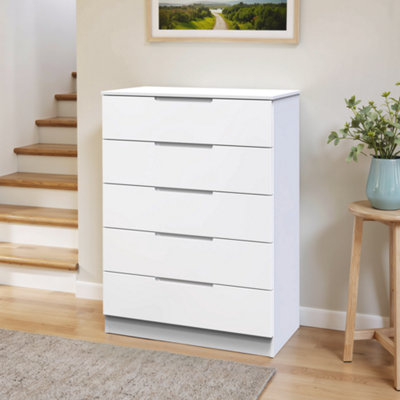 Messina Ready Assembled Gloss White No Effect 5 Drawer Wide Chest (H)1067mm (W)740mm (D)390mm from B&Q
