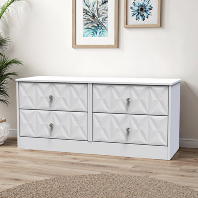 San Jose Ready Assembled Matt White No Effect 4 Drawer Wide Chest (H)521mm (W)1146mm (D)395mm from B&Q