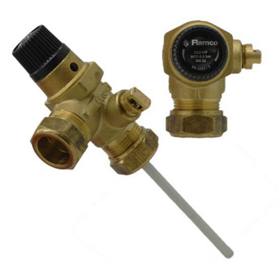 Flamco3.5 Bar 22mm Pressure & Temperature Relief Valve from B&Q