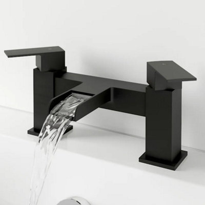B&Q -  Nero Black Bath Filler