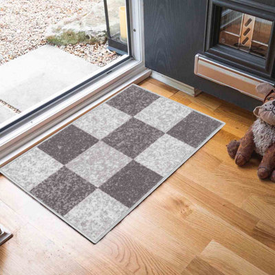 Machine Washable Square Design Anti Slip Doormats Grey 67X120 Cm from B&Q