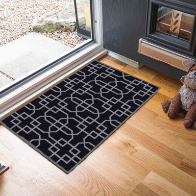 Machine Washable Cubed Trellis Design Anti Slip Doormats Black 67X120 Cm from B&Q