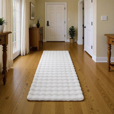 Orbie Washable Low Pile Super Soft Living Room Area Rug Machine Carved Ridge-Furrow Design Snow White 60 X 200 Cm from B&Q