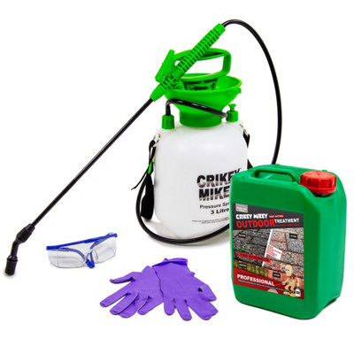 AlgaeLichen & Mould Crikey Mikey Outdoor Treatment Professional 5L Kit from B&Q