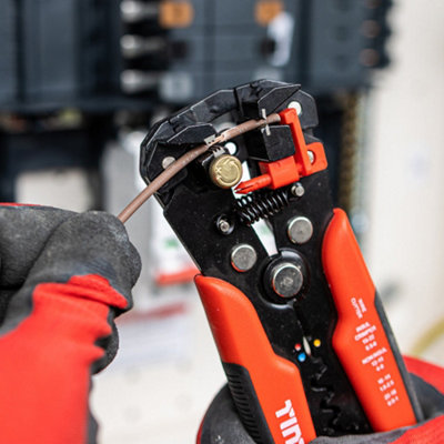 Timco 8" Professional Wire Strippers from B&Q