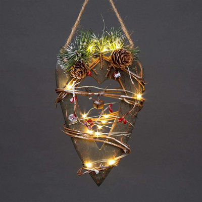 B&Q -  Green Wooden Led Heart Hanging Ornament Christmas Holiday Home Décor With 15 Warm White