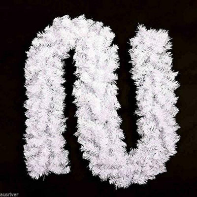 Snowtime Shatchi 2M White Christmas Garland Alaskan Pine For Fireplaces from B&Q