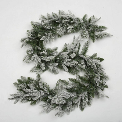 B&Q -  Christmas 2M Artificial Garland Lapland For Home Wall Door Stair Snow Flock