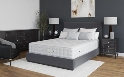 Wentworth Mercer Deluxe Wool 4000 Pocket Mattress King Size from B&Q