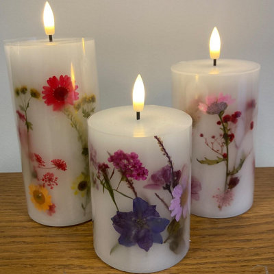 Set Of 3 Dried Flower Embedded Real Wax Led Flame CandlesBattery Powered Candle Lights With Floral DesignH18H12 & H10Cm