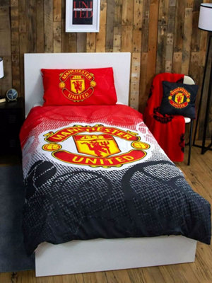  - Manchester United Fc Crest Single Duvet Cover And Pillowcase Set