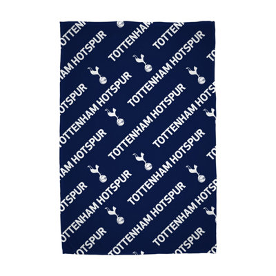 TOTTENHAM HOTSPUR FOOTBALL CLUB Tottenham Hotspur Fc Line Fleece Blanket from B&Q