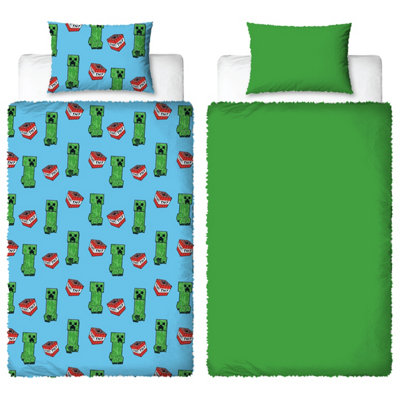 Minecraft Warmer Single Fleece Duvet from B&Q