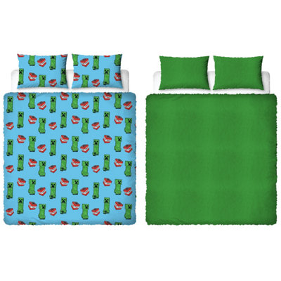Minecraft Warmer Double Fleece Duvet from B&Q