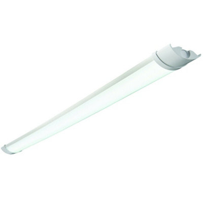 5Ft 45W Daylight Led Ceiling Light Ip65 Non Corrosive Batten 6500K 4000 Lumen from B&Q