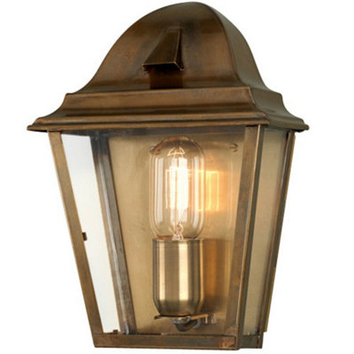  - Stylish Outdoor Ip44 Wall Light In Aged BrassLed E27 100W Sconce