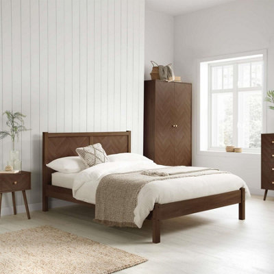 B&Q -  Double Bed Frame Walnut Herringford 4Ft6 135Cm Chevron Parquet