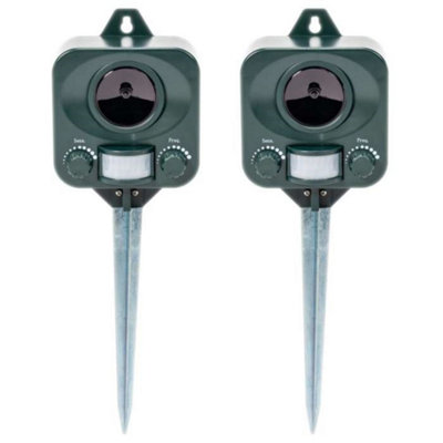 Pestbye Twinpack Battery Powered Cat Repellent Ultrasonic Repeller Deterrent Cat Scarer With Ground Stake from B&Q
