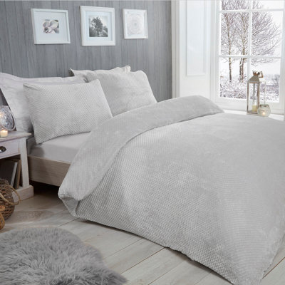 Smart Living Luxury Teddy Waffle Fleece Reversible Duvet Cover With Pillowcases from B&Q