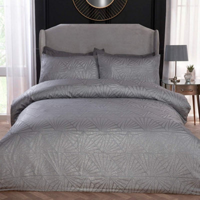 Smart Living Luxury Hotel Quality Lurex Jacquard Geometric Deco Duvet Cover With Pillowcases from B&Q